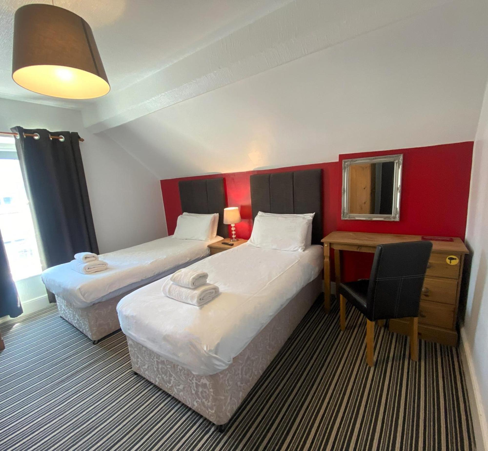 The Post House, Llandudno Hotel Bagian luar foto